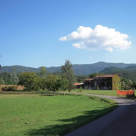 Al Cascinale Di Letizia Lucca